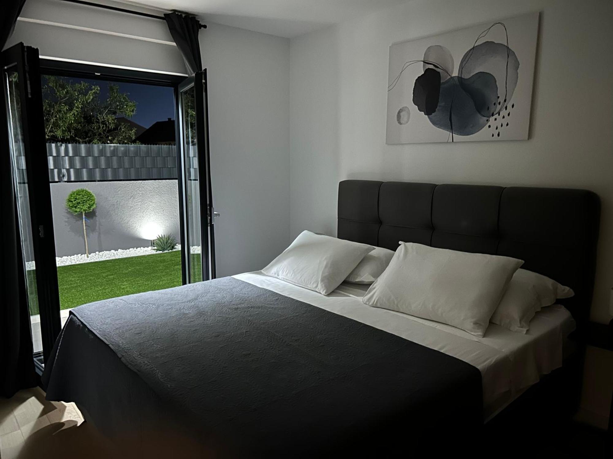 Apartment Oris, Private Parking, Garden Zadar Eksteriør billede