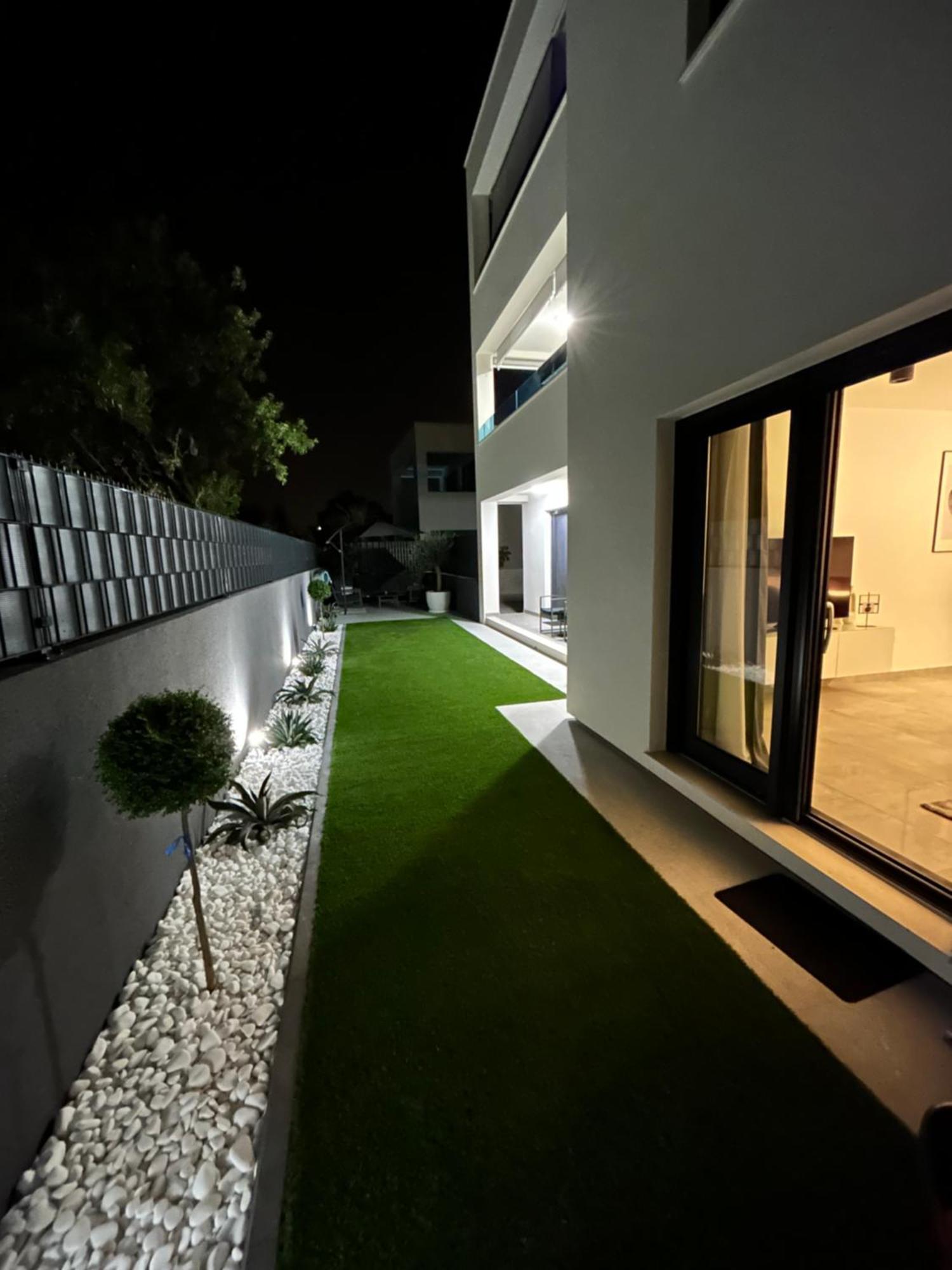 Apartment Oris, Private Parking, Garden Zadar Eksteriør billede